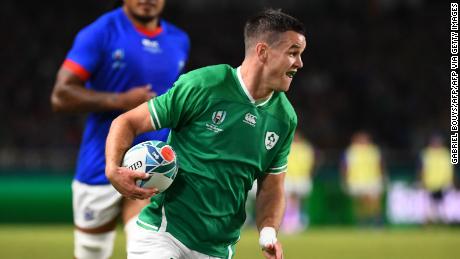 Ireland&#39;s fly-half Jonathan Sexton scored 18 points against Samoa.