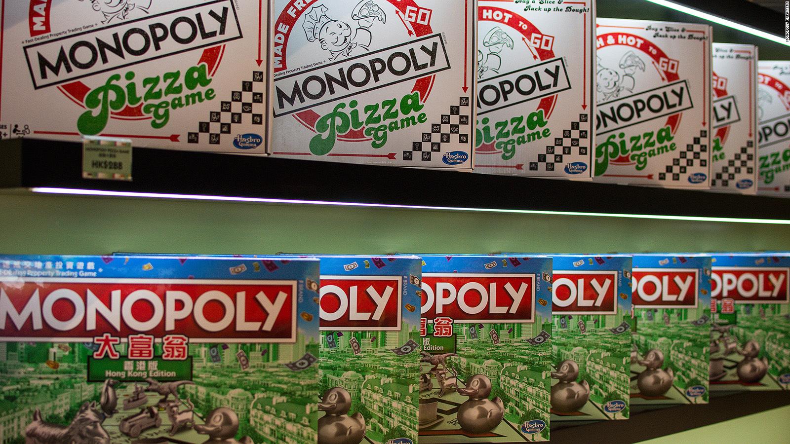 Hasbro Monopoly Game Hong Kong International Airport Edition Sealed 