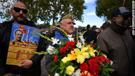 Supporters of Franco gathered near Mingorrubio cemetery before his exhumation.