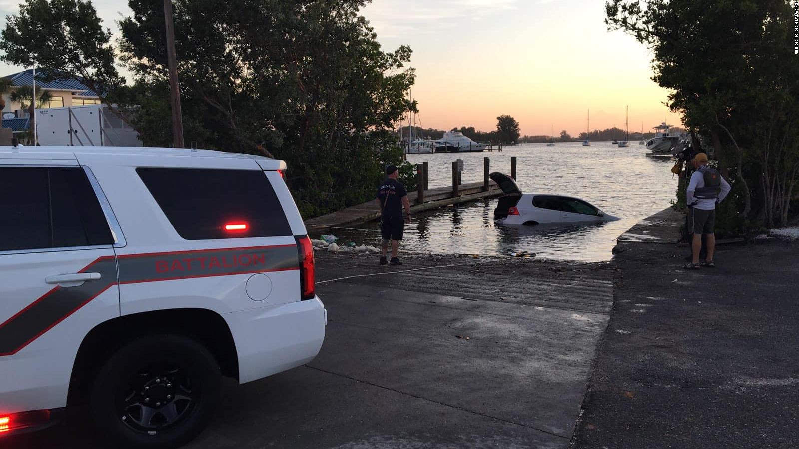 A Kayaker Rescued A Woman Trapped In A Submerged Car For Hours Cnn 8525