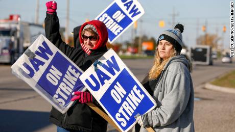 The long General Motors strike is finally over, as workers approve labor deal