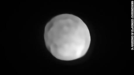 A new SPHERE/VLT image of Hygiea.