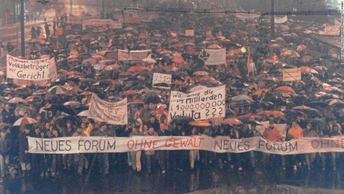 Thousands of anti-Communist protesters hit the streets of Leipzig, East Germany, in November 1989. The massive protests were part of the peaceful revolution that helped bring down the Wall. 