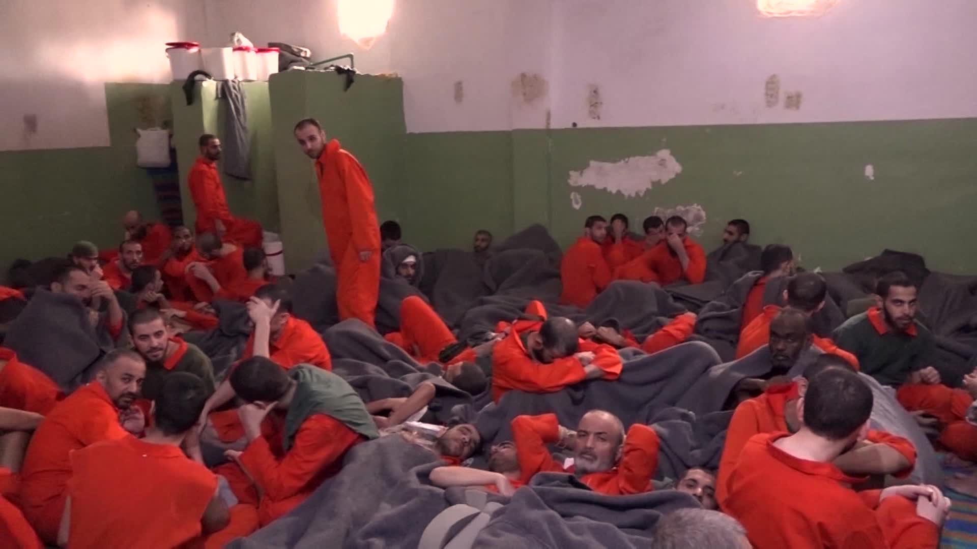 CNN goes inside Syrian prison holding ISIS prisoners - CNN Video