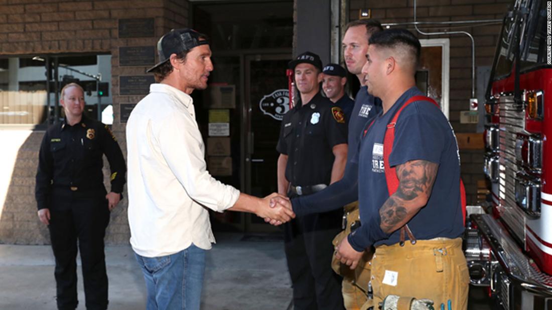 Matthew McConaughey helps prepare meals for firefighters in California
