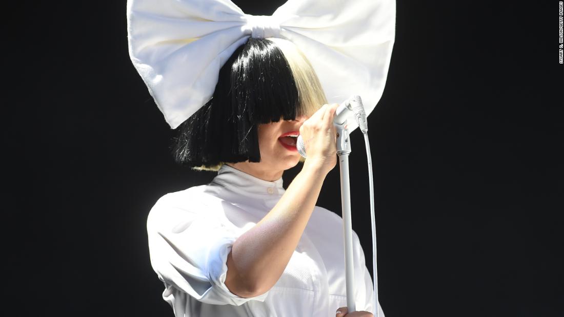 Sia Thanks Fans For Saving Her Life Following The Death Her Dog Pantera Cnn