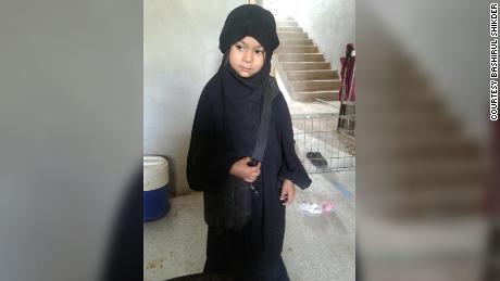 Zahra dressed in all black during her time in Raqqa.