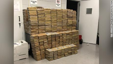 Last week&#39;s seizure -- 818 bricks of cocaine -- is the largest cocaine seizure ever at the Port of Savannah in Georgia. 