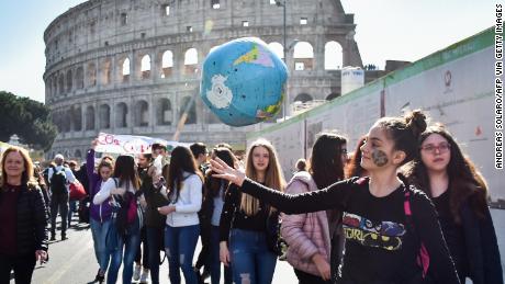 Italy to become first country to make learning about climate change compulsory for school students