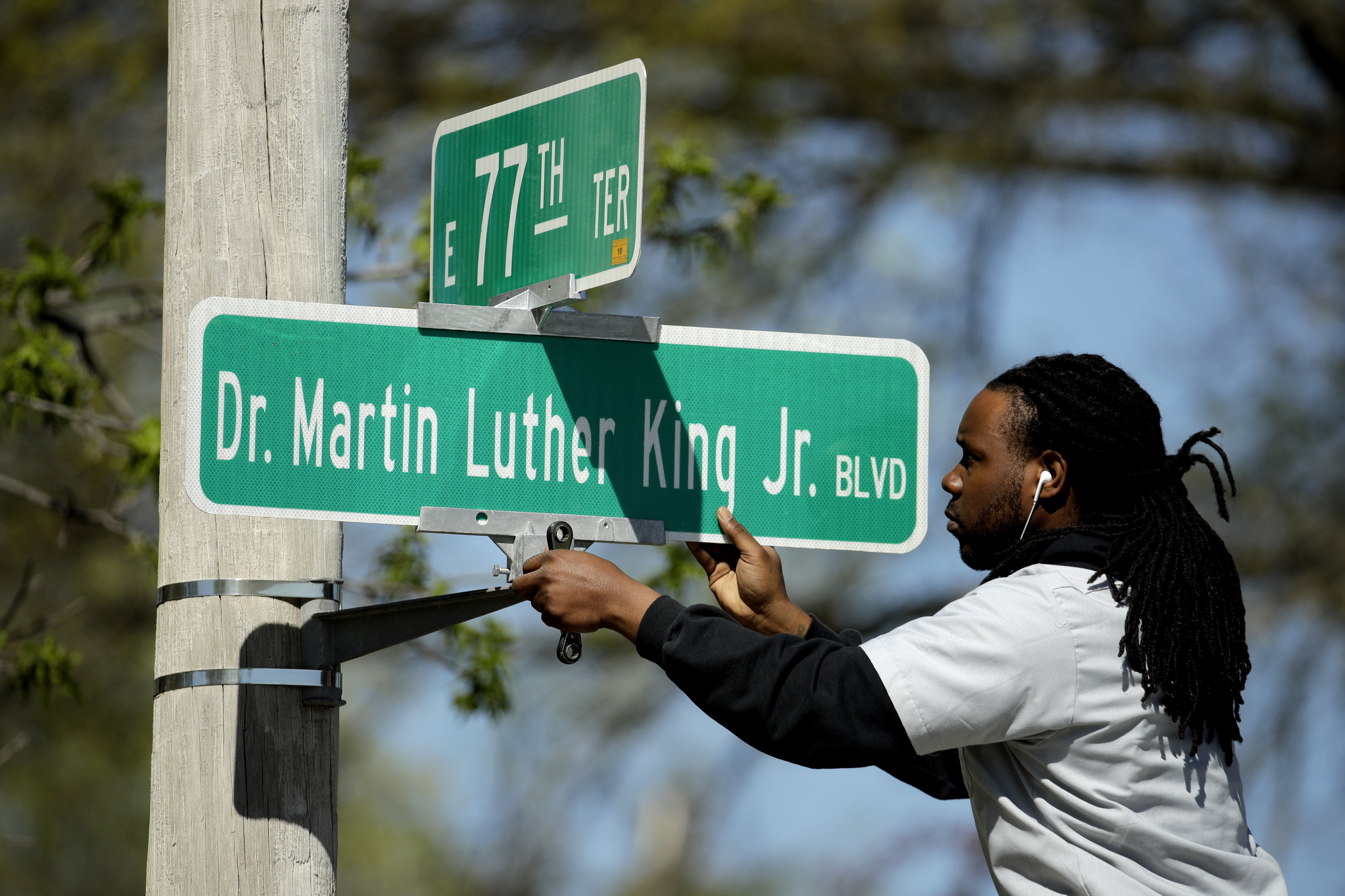 Kansas City Voters Choose To Remove Martin Luther King Jr S Name From A Historic Street Cnn