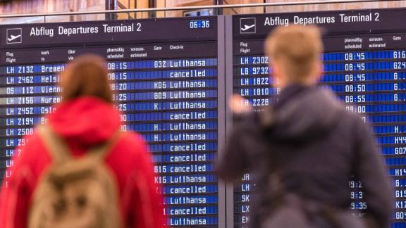 Lufthansa Cancels 1 500 Flights Over Strike