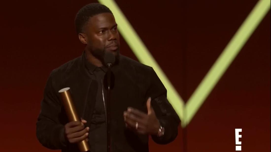 Kevin Hart receives standing ovation at awards CNN Kevin Hart news