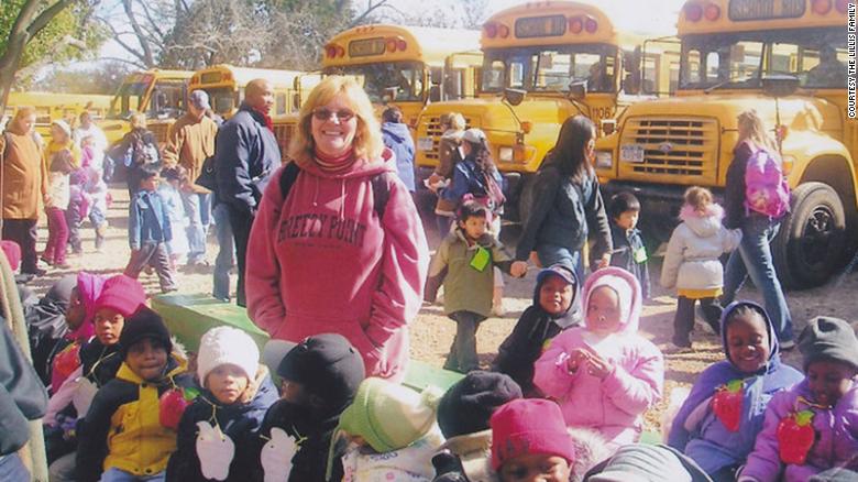 Peggy Lillis with her students. 