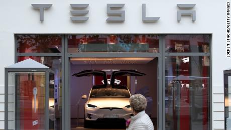 Elon Musk says Tesla will build cars in Berlin 