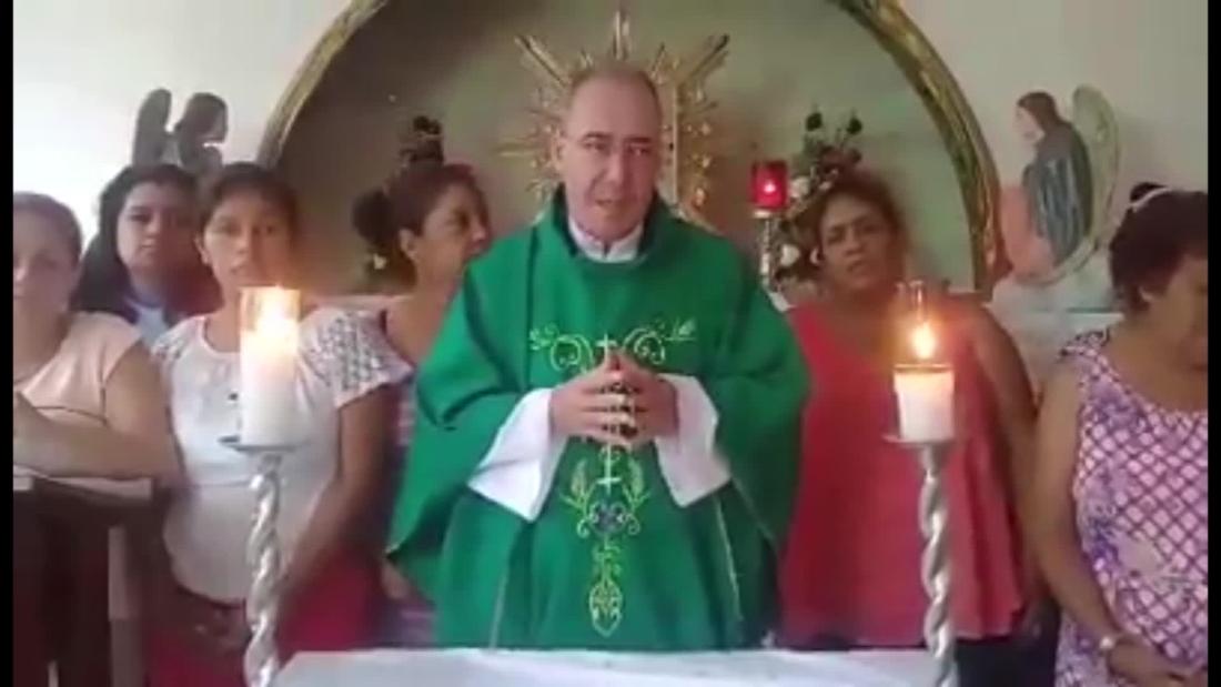 Padre Edwing Román: 