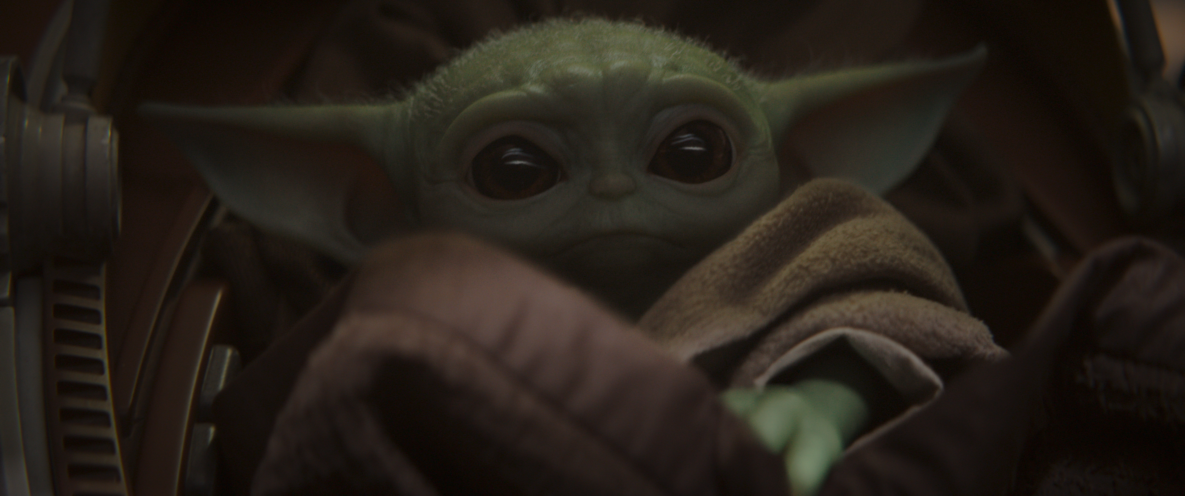 Baby Yoda Why Everyone Is Talking About That Adorable Little Jedi Cnn