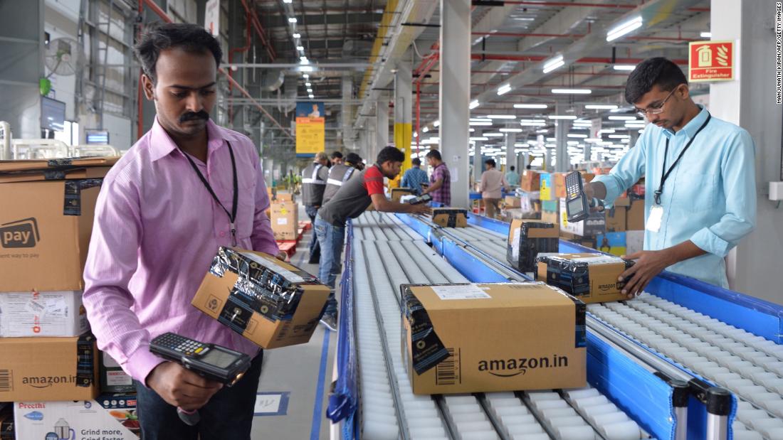 India&#39;s top online retailers are on a mission to increase the amount of recycled material in their packaging. (Manjunath Kiran/AFP/Getty Images)