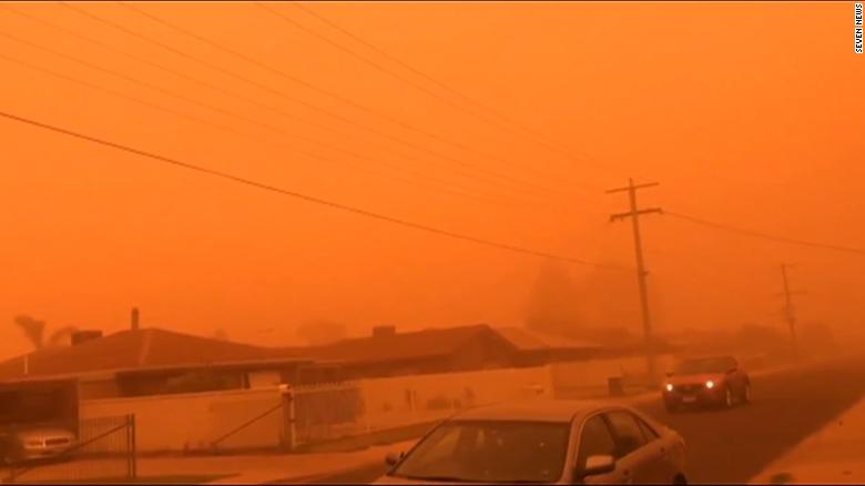 Dust storm turns Australian city red