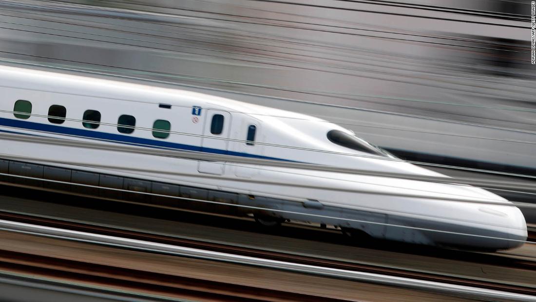 A cuanto viaja el tren bala en japon