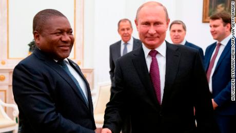 Russian President Vladimir Putin and Mozambique&#39;s President Filipe Nyusi meet at the Kremlin in August.
