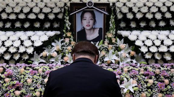 Goo Hara: Another K-pop death exposes pressures of an ...