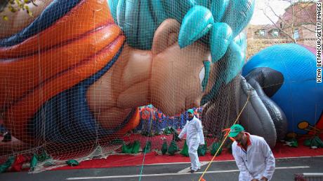 Macy's Thanksgiving parade to continue, but only on TV pitch