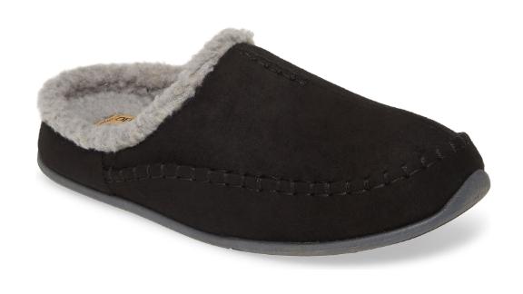 mens ugg slippers cyber monday