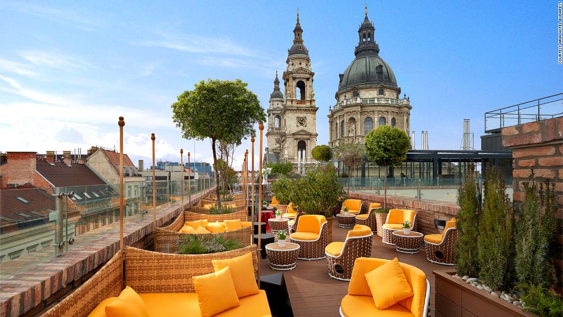Bar mewah di Budapest: Tempat terbaik untuk dikunjungi