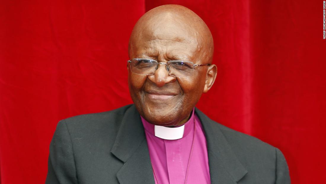 Uskup Agung Desmond Tutu meninggal pada usia 90