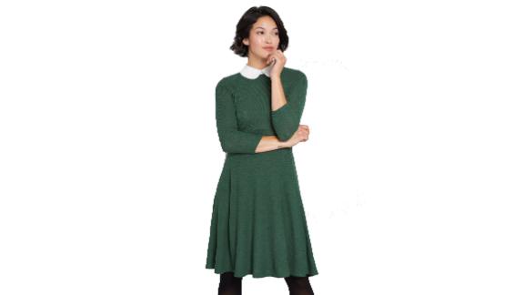 flattering holiday dresses