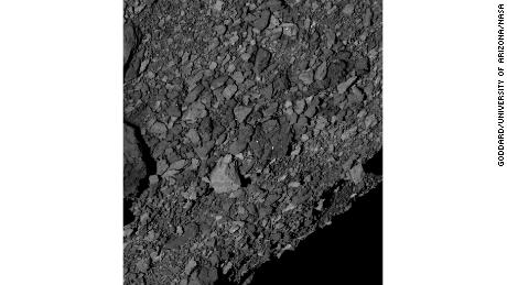 Bennu&#39;s surface is covered in boulders.