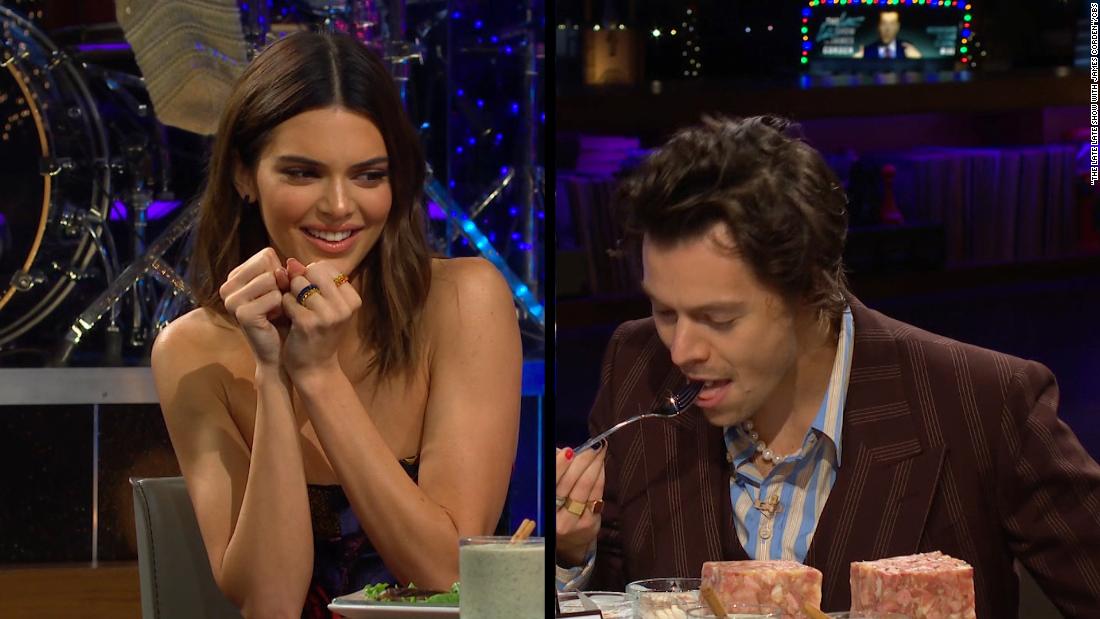 Harry Styles Avoids Spilling His Guts To Kendall Jenner Cnn Video