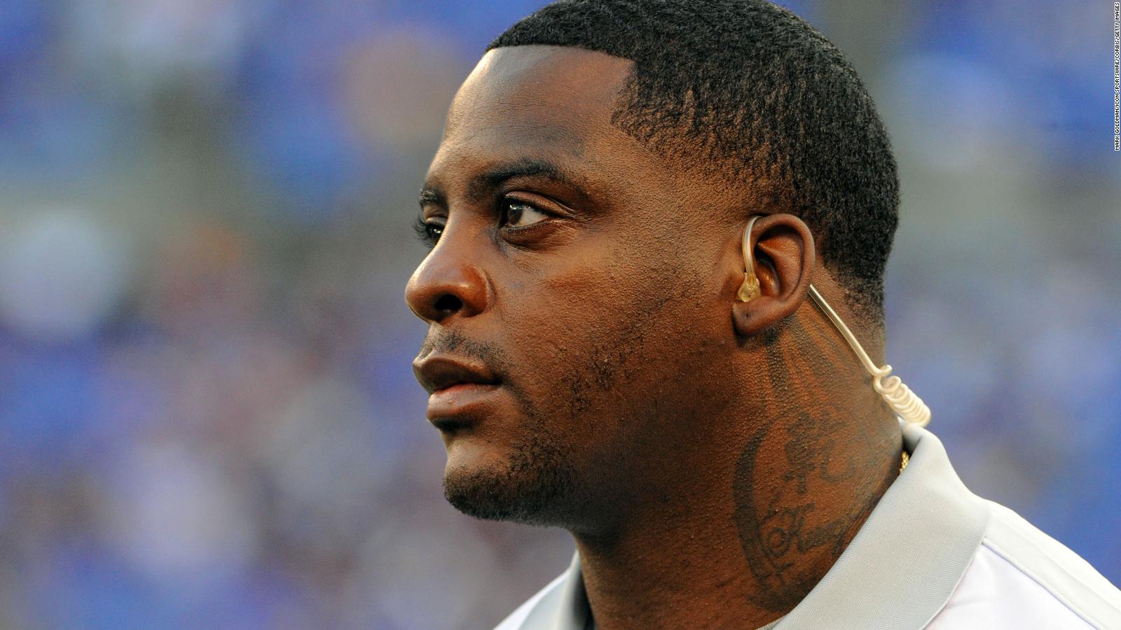 Clinton Portis Is Among 10 Former NFL Players Charged In An Alleged ...