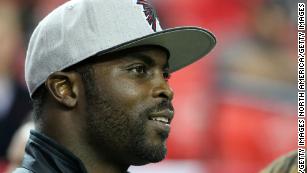 Michael Vick will serve as Pro Bowl captain despite a popular petition  calling for his removal