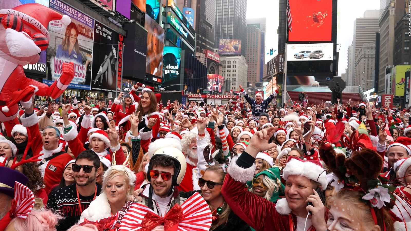 SantaCon 2019 Thousands of Santa Clauses flood the streets of NYC CNN