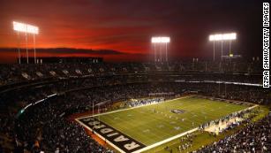 The Raiders' Final Game in Oakland Is Engulfed in a Black Hole of