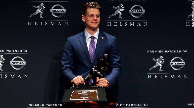 Lsus Joe Burrow Wins The Heisman Trophy