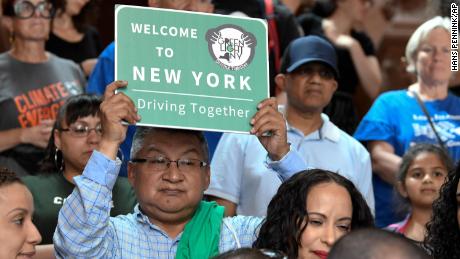 Undocumented immigrants can now apply for driver&#39;s licenses in New York state 