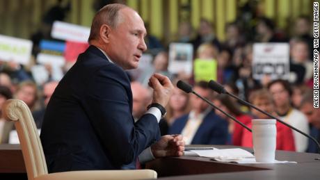 In his annual marathon press conference, Vladimir Putin dodges the harder questions
