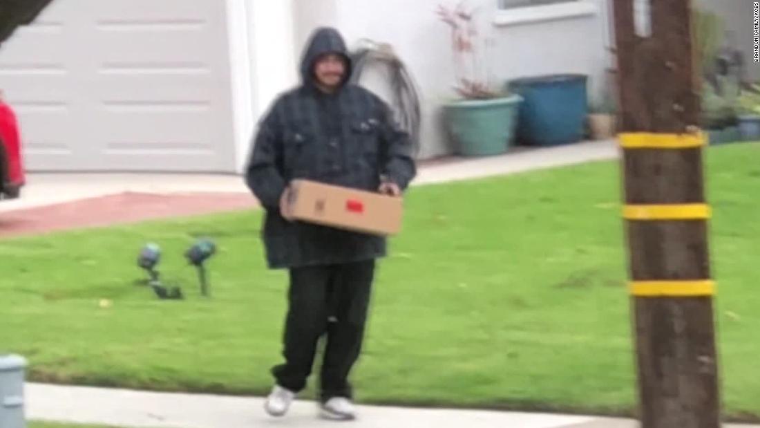 How This Woman Thwarted A Porch Pirate From Stealing A Neighbors Holiday Package Cnn Video 