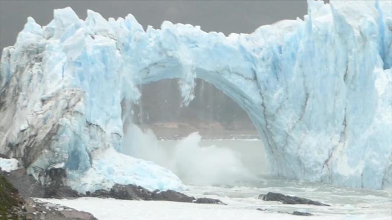 A Que Se Deben Los Desprendimientos Del Glaciar Perito Moreno En Argentina Cnn Video