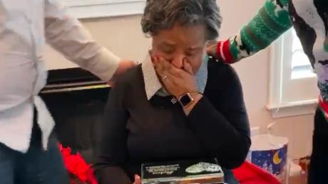 Barbara Shackleford was overcome with emotion when she saw the letters she exchanged with her husband in 1962.