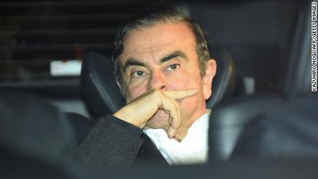 Former Nissan chairman Carlos Ghosn leaves his lawyers&#39; offices in Tokyo on March 6, 2019. 