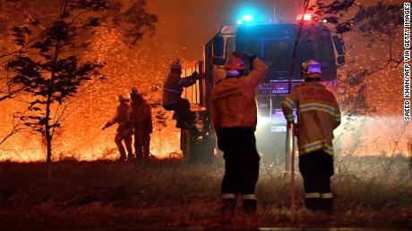 Mass evacuations, banned BBQs, sports events at risk. Deadly fires are threatening Australia&#39;s way of life