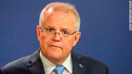 Australian Prime Minister admits mistakes in bushfire crisis amid mounting criticism
