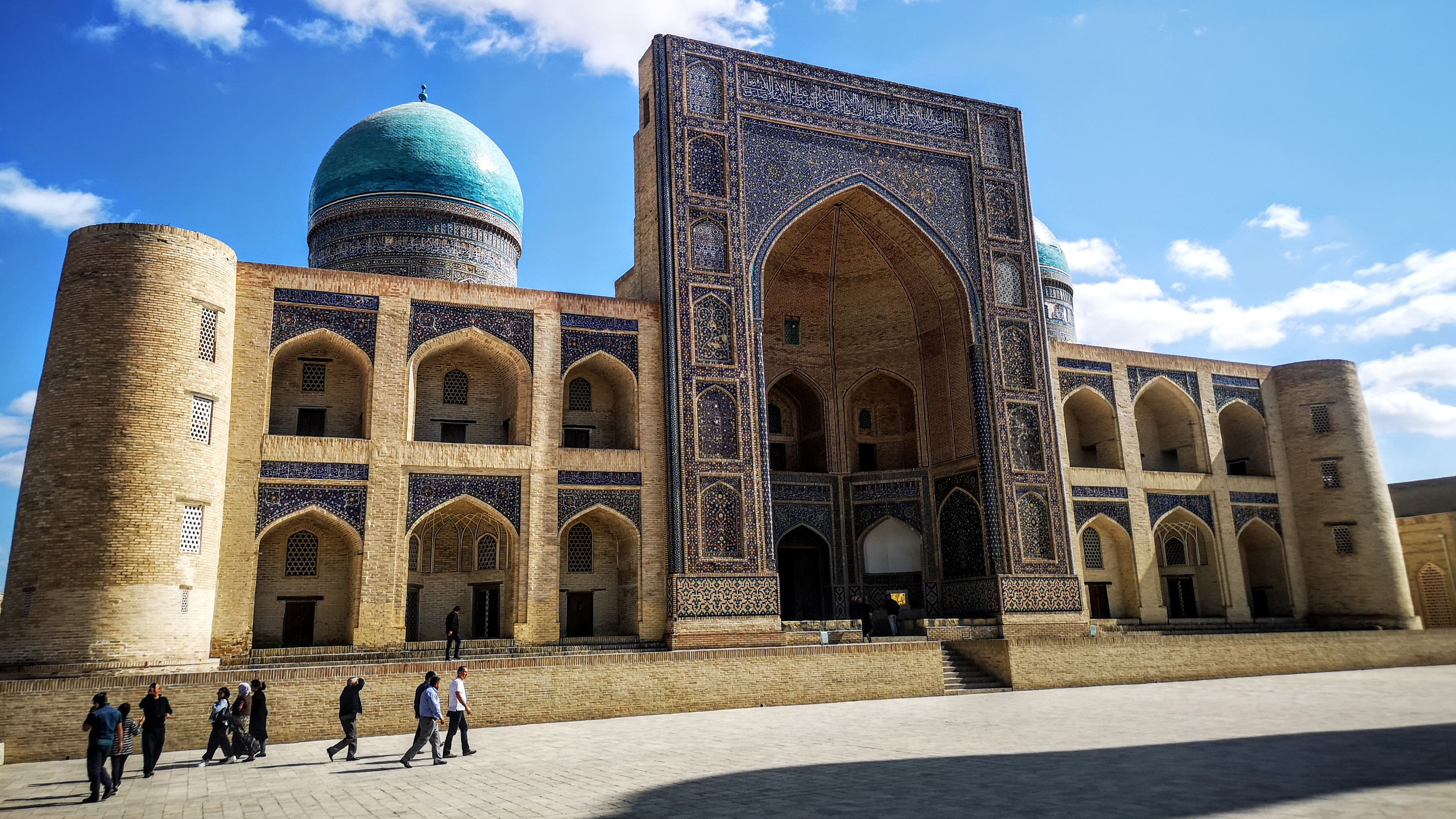 Ташкент туристический. Taj Mahal, Узбекистан, Ташкент. Тур в Узбекистан. Самарканд. Узбекистан Самарканд 2022.