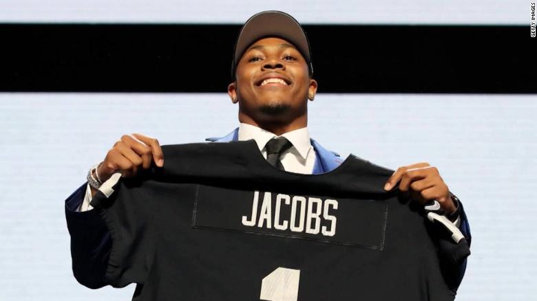 raiders josh jacobs buys house for dad vpx_00000000