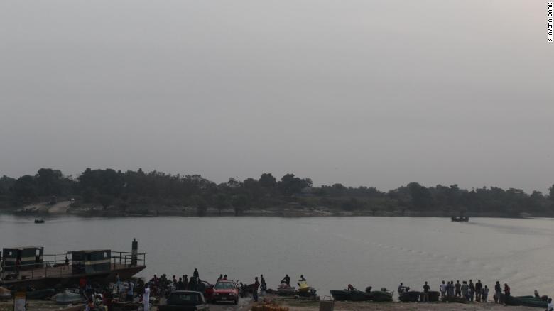 Oguta lake is the largest natural lake in Imo State, southeast Nigeria. Oguta town served as Biafra&#39;s major supply line for arms and relief material during the war