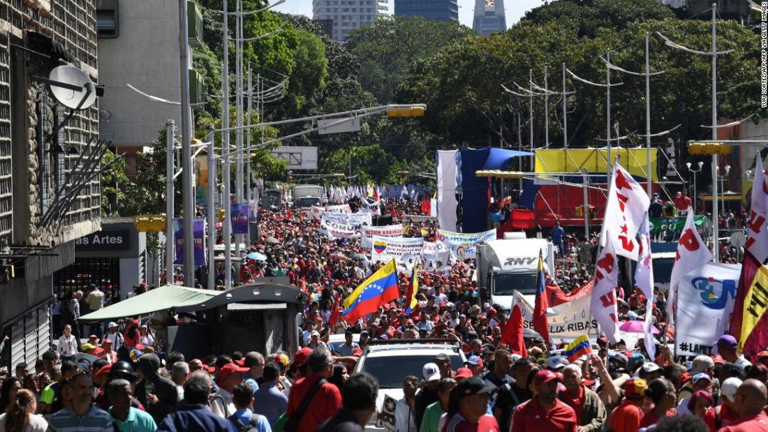 Marchas y presidentes enfrentados en Venezuela: el escenario que no ...