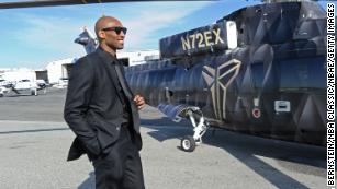 The Sikorsky S-76B was built to carry VIPs like Kobe Bryant. Here&#39;s what we know about the helicopter